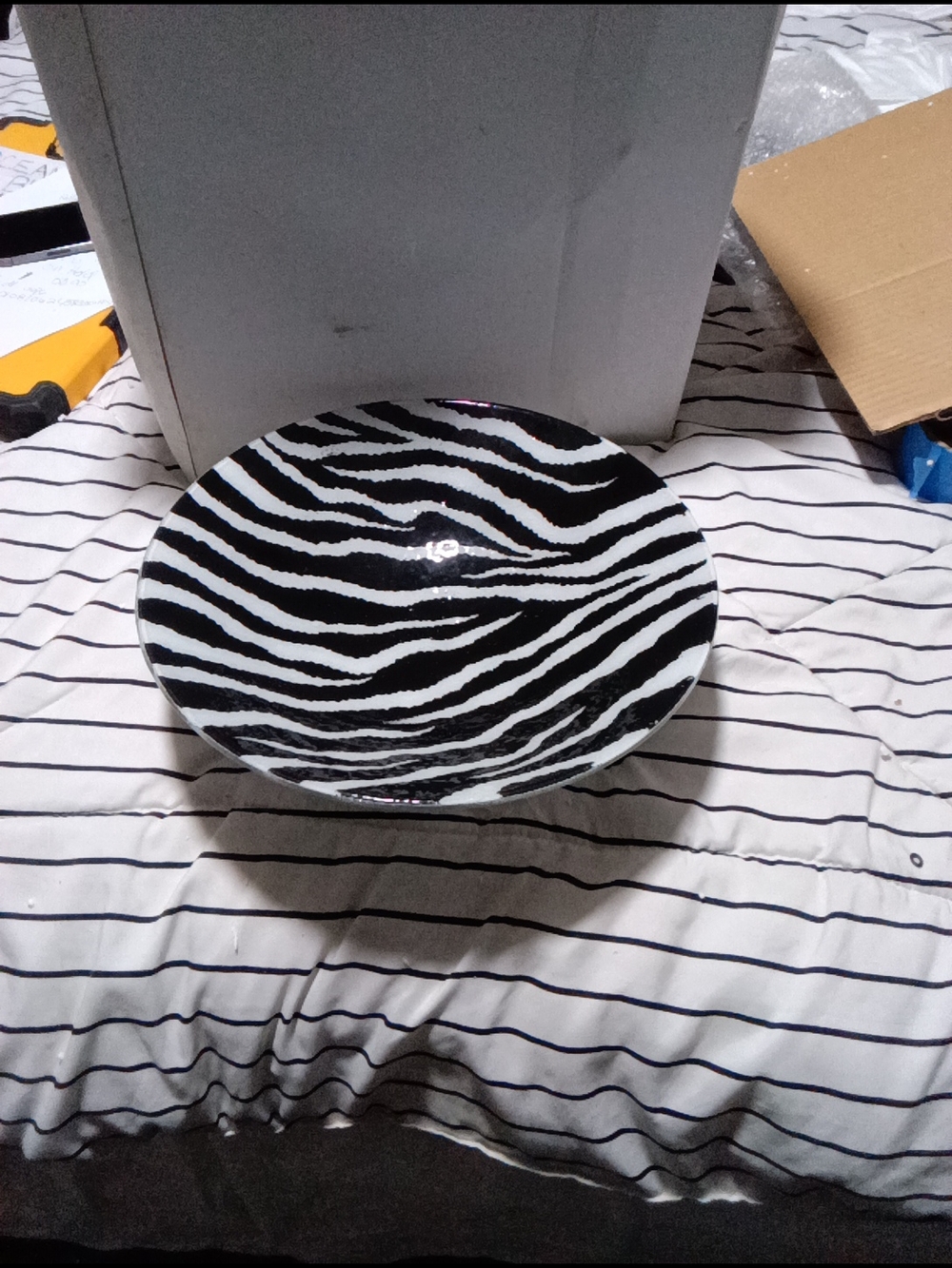 Source Unknown Black and White Zebra Decorative Bowl